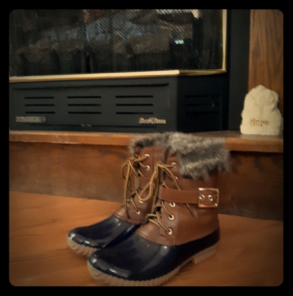Duck Boots (like new)